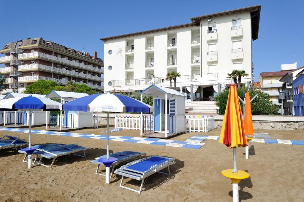 Hotel Nettuno Caorle Bagian luar foto