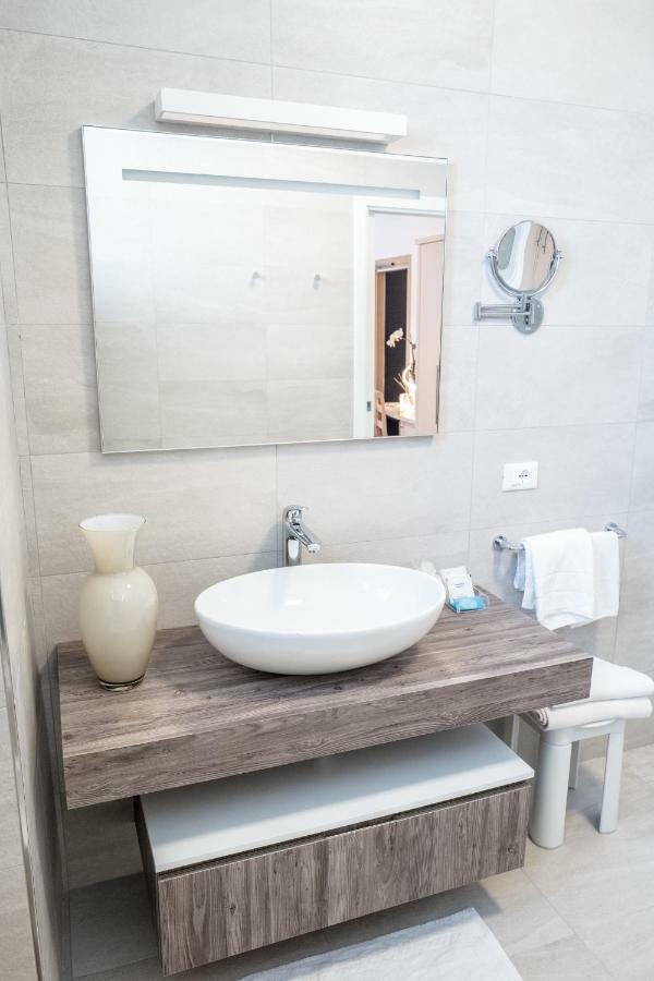 Hotel Nettuno Caorle Bagian luar foto